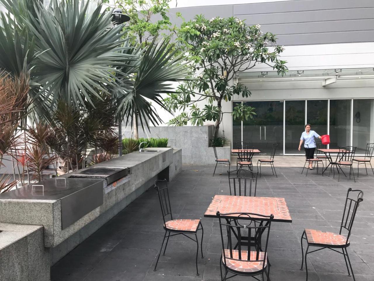 Sunrise City - 5 Star Ho Chi Minh City Exterior photo